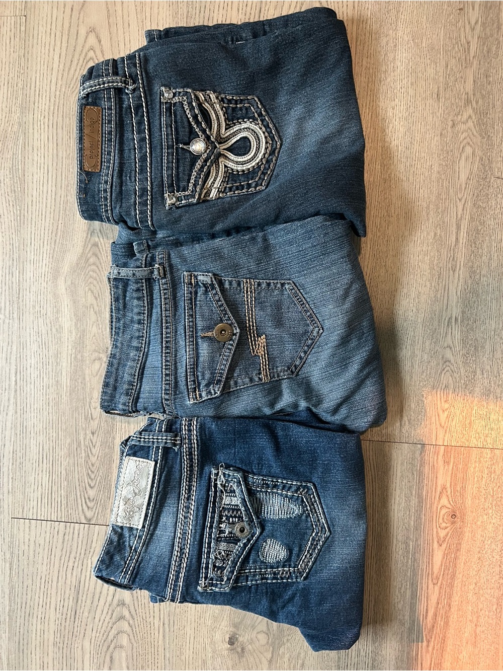 Woman’s bootcut jeans size 3
